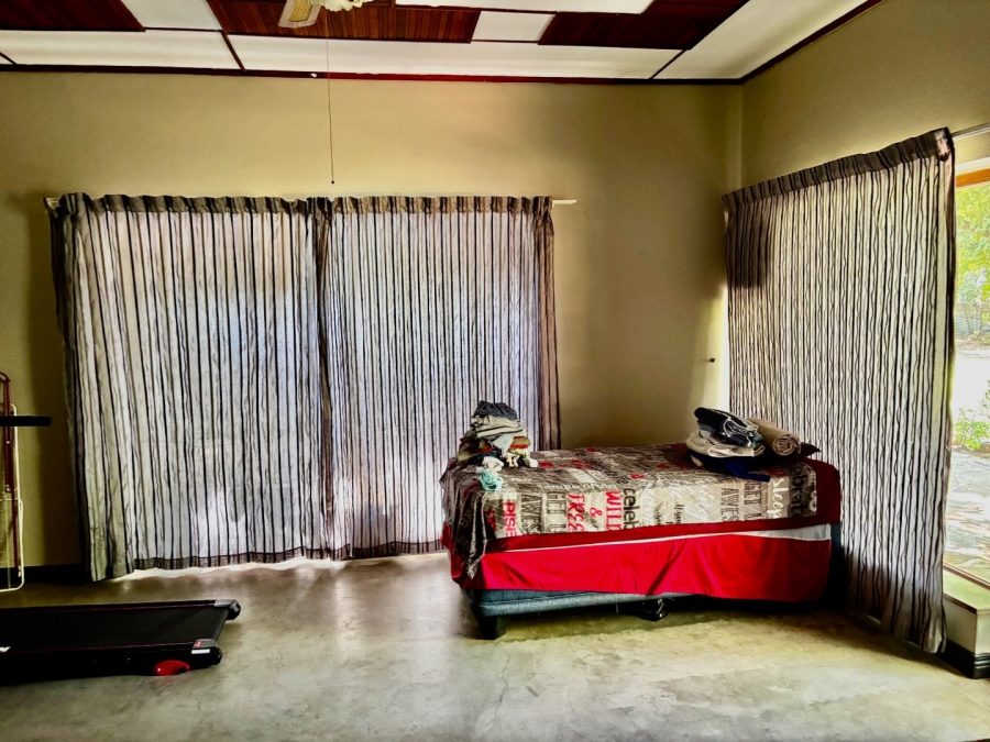  Bedroom Property for Sale in Songloed North West